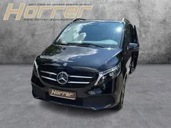 Schwarz Gebraucht 2024 Mercedes V220 Edition Van / Kleinbus | 52.890 € (Fairer Preis)