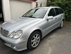 Silber Gebraucht 2005 Mercedes C220 Classic Kombi | 2.700 € (Guter Preis)