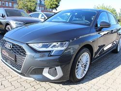 Grau Gebraucht 2021 Audi A3 Sportback Advanced Kleinwagen | 20.990 € (Fairer Preis)