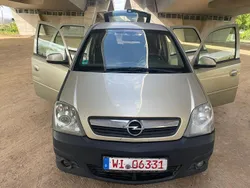 Beige Gebraucht 2006 Opel Meriva Van / Kleinbus | 499 €