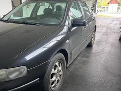 Schwarz Gebraucht 2001 Seat Toledo Limousine | 2.299 € (Etwas zu teuer)