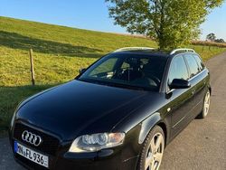 Schwarz Gebraucht 2005 Audi A4 Kombi | 3.500 € (Etwas zu teuer)