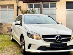 Weiß Gebraucht 2017 Mercedes A180 Limousine | 11.799 € (Superpreis)