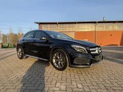 Schwarz Gebraucht 2016 Mercedes GLA250 AMG line SUV | 18.800 € (Guter Preis)