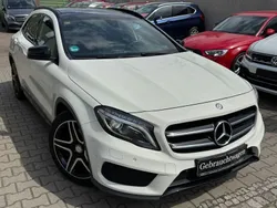 Weiß Gebraucht 2017 Mercedes GLA250 AMG line SUV | 19.900 € (Guter Preis)