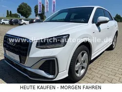 Weiß Gebraucht 2024 Audi Q2 S-Line SUV | 25.990 € (Guter Preis)