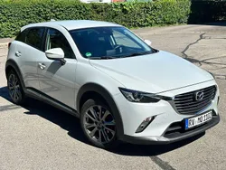 Weiß Gebraucht 2017 Mazda CX-3 Kizoku Intense SUV | 12.300 € (Guter Preis)