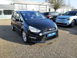 Schwarz Gebraucht 2013 Ford S-MAX Titanium X Van / Kleinbus | 14.990 €