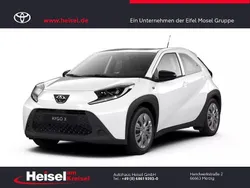 Weiß Neu 2025 Toyota Aygo Business Edition Kleinwagen | 17.860 €