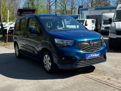 Blau Gebraucht 2021 Opel Combo Life Elegance Van / Kleinbus | 15.490 € (Guter Preis)