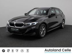 Schwarz 2668schwarz Gebraucht 2022 BMW 330e Sport Line Limousine | 34.999 € (Etwas zu teuer)