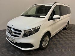 Weiß Gebraucht 2019 Mercedes V220 Edition Van / Kleinbus | 35.490 € (Fairer Preis)