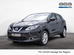 Schwarz (metallic) Gebraucht 2017 Nissan Qashqai Acenta SUV | 12.490 € (Fairer Preis)