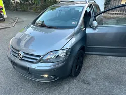 Grau Gebraucht 2008 VW Golf Plus Cross Van / Kleinbus | 3.200 € (Fairer Preis)
