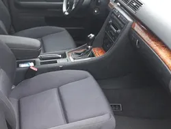Silber Gebraucht 2001 Audi A4 Limousine | 250 € (Superpreis)