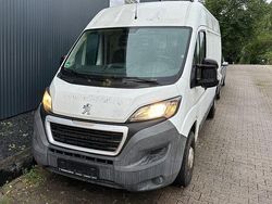 Weiß Gebraucht 2015 Peugeot Boxer Van | 9.990 € (Guter Preis)