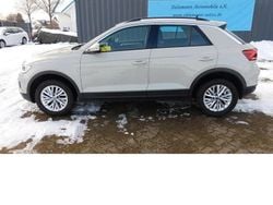 Purewhite c9a (weiß)weiß Gebraucht 2024 VW T-Roc Life SUV | 22.990 € (Superpreis)