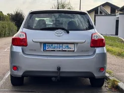 Silber Gebraucht 2010 Toyota Auris Executive Limousine | 3.000 € (Superpreis)