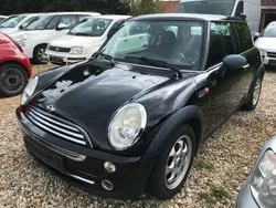 Schwarz Gebraucht 2005 Mini ONE Kleinwagen | 2.840 € (Fairer Preis)
