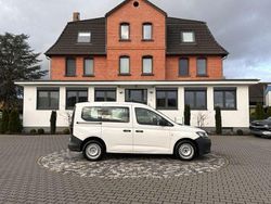 Weiß Gebraucht 2023 VW Caddy IQ Drive Van / Kleinbus | 13.950 € (Fairer Preis)