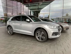 Silber Gebraucht 2020 Audi Q5 SUV | 38.500 € (Fairer Preis)