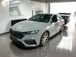 Grau Gebraucht 2021 Skoda Octavia RS Limousine | 25.499 €