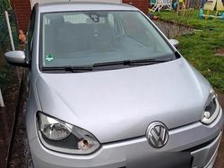 Silber Gebraucht 2013 VW up! Kleinwagen | 2.600 € (Guter Preis)