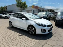 Weiß Gebraucht 2017 Kia Ceed GT GT-Line Limousine | 10.999 € (Etwas zu teuer)