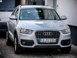 Silber Gebraucht 2011 Audi Q3 Sport SUV | 12.500 € (Fairer Preis)