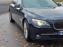 Blau Gebraucht 2009 BMW 730 Limousine | 9.400 € (Guter Preis)