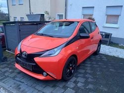 Orange Gebraucht 2014 Toyota Aygo Kleinwagen | 6.999 € (Guter Preis)