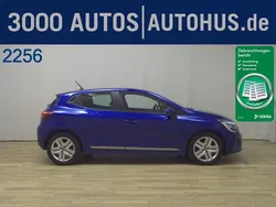Blau Gebraucht 2020 Renault Clio V Experience Limousine | 9.380 € (Guter Preis)