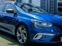 Blau Gebraucht 2017 Renault Mégane IV GT Limousine | 12.999 € (Fairer Preis)