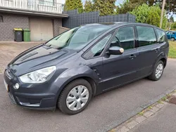 Grau Gebraucht 2009 Ford S-MAX Trend Van / Kleinbus | 2.900 € (Fairer Preis)