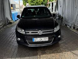 Schwarz Gebraucht 2015 VW Tiguan Sportline SUV | 9.999 € (Etwas zu teuer)