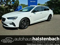 Schneeweiß Gebraucht 2021 Opel Insignia Ultimate Limousine | 19.990 € (Guter Preis)