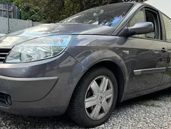 Grau Gebraucht 2003 Renault Scénic Van / Kleinbus | 1.300 € (Guter Preis)