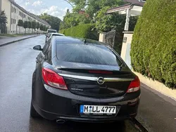 Schwarz Gebraucht 2011 Opel Insignia OPC Limousine | 4.100 € (Fairer Preis)