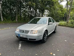 Grau Gebraucht 2000 VW Bora Limousine | 3.399 €