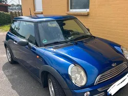 Blau Gebraucht 2025 Mini ONE Kleinwagen | 3.900 €