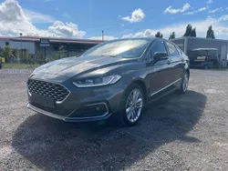 Grau Gebraucht 2019 Ford Mondeo Vignale Limousine | 12.599 € (Fairer Preis)