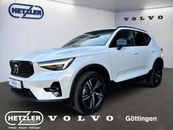 Crystal white / metallic Gebraucht 2024 Volvo XC40 Plus SUV | 37.950 € (Fairer Preis)