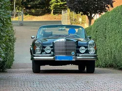 Blau Gebraucht 1968 Mercedes W111 SE Cabrio | 165.000 €