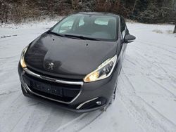 Gebraucht 2019 Peugeot 208 Active Kleinwagen | 9.950 € (Fairer Preis)