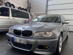 Grau Gebraucht 2003 BMW 330 Coupé | 8.999 €