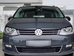 Grau Gebraucht 2022 VW Sharan Van / Kleinbus | 29.890 € (Etwas zu teuer)