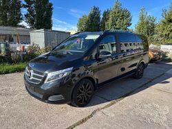 Schwarz Gebraucht 2015 Mercedes V250 Edition Van / Kleinbus | 25.585 €