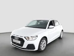Gletscherweiß metallic Gebraucht 2024 Audi A1 Sportback Advanced Kleinwagen | 21.930 € (Superpreis)
