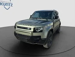 Pangea green Gebraucht 2024 Land Rover Defender SE Dynamic SUV | 68.500 €