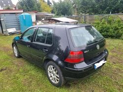 Schwarz Gebraucht 2000 VW Golf IV Kleinwagen | 2.600 € (Superpreis)